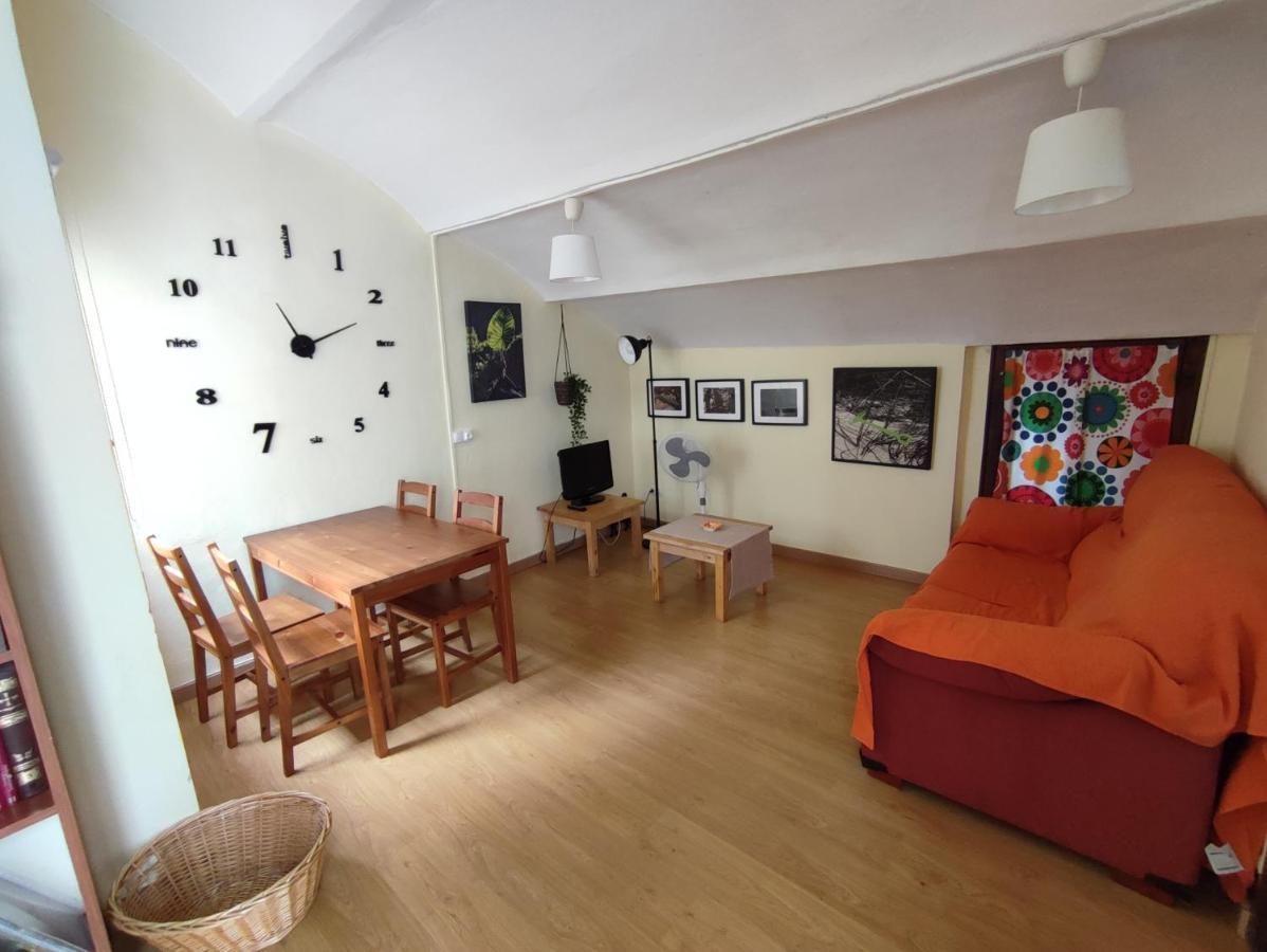 202A Atico Con Encanto - Centro De Villaviciosa Villaviciosa  Dış mekan fotoğraf